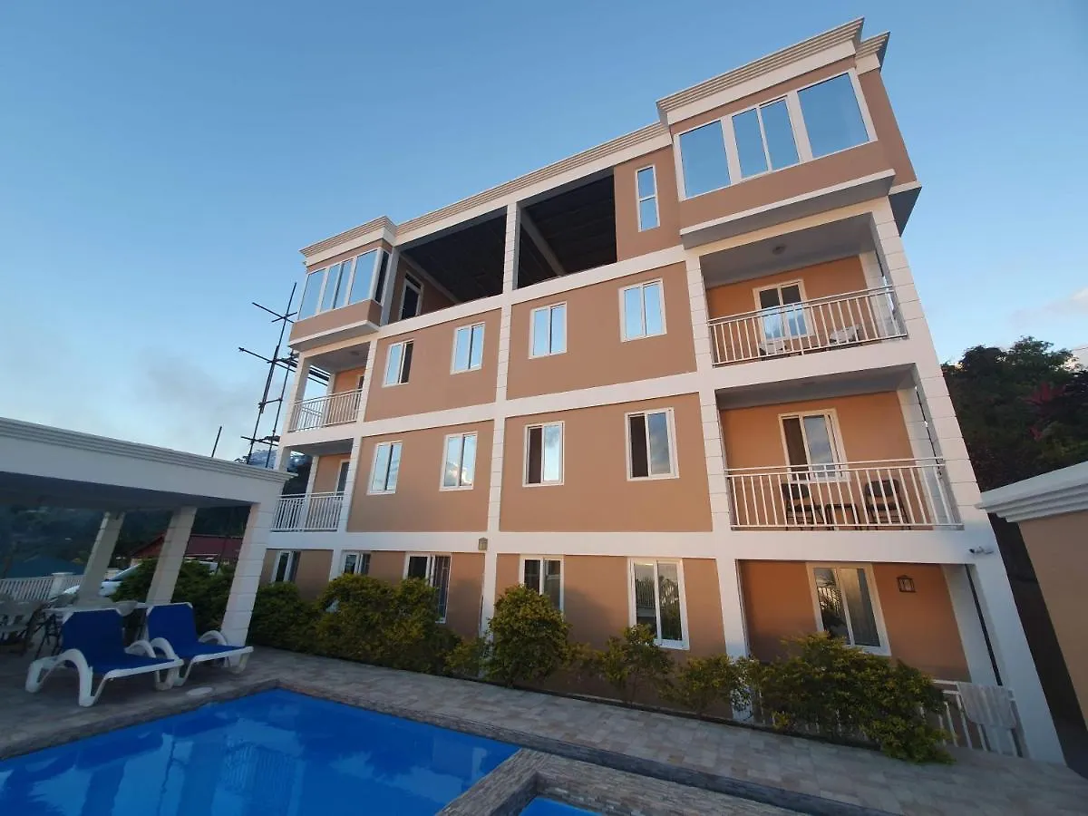 Lovely 2 Bedroom Apartment With Shared Pool Roseau