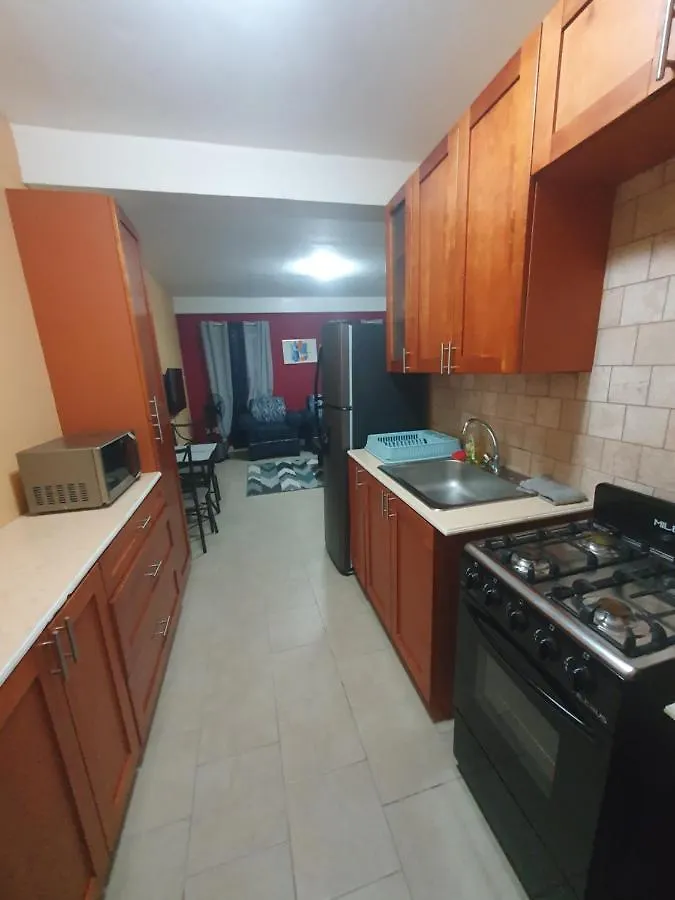 Lovely 2 Bedroom Apartment With Shared Pool Roseau Dominica